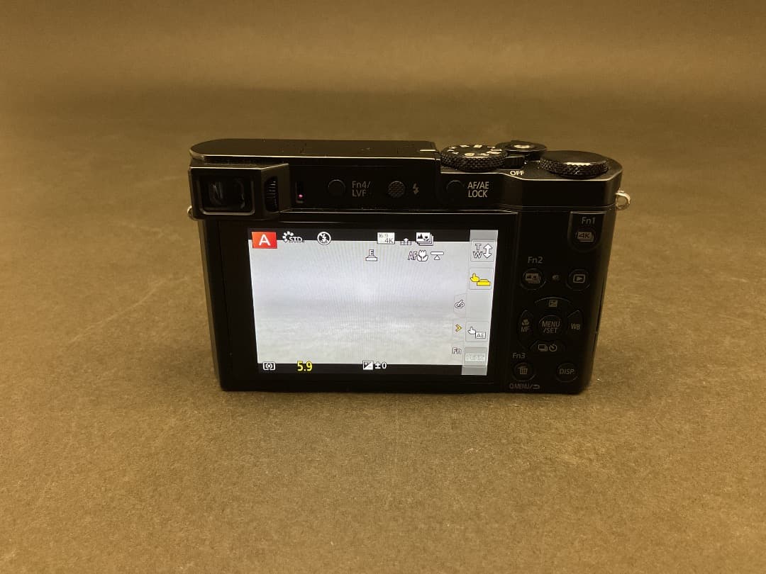 Panasonic パナソニック　DMC-TX1　コンデジ