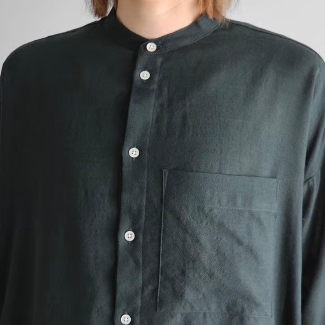 HUIS/ 遠州織物ウォッシャブルウール バンドカラー オーバーシャツ