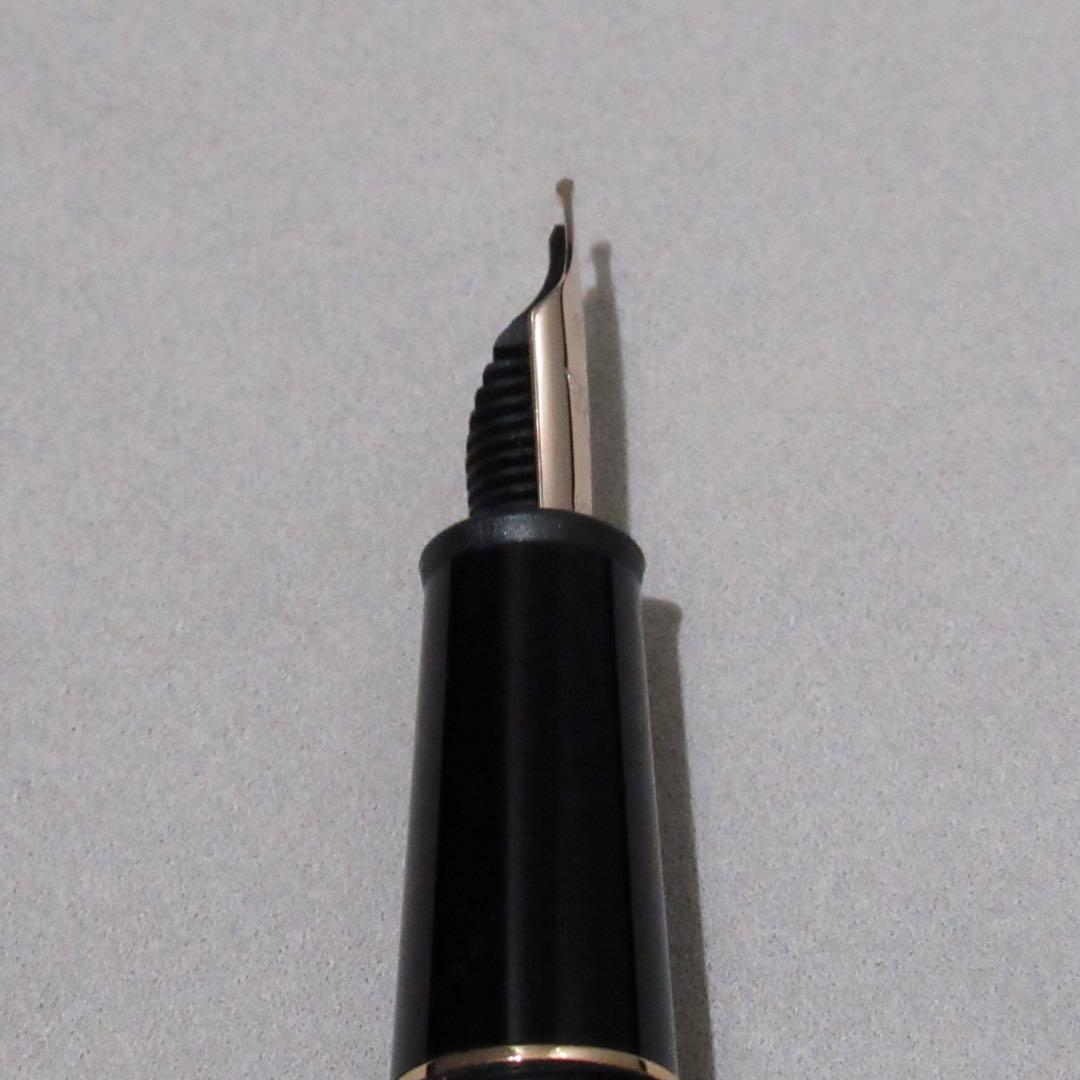 モンブラン 万年筆 145 ジオメトリー シャンパンゴールド 132505