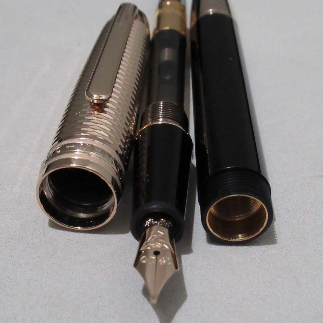 モンブラン 万年筆 145 ジオメトリー シャンパンゴールド 132505