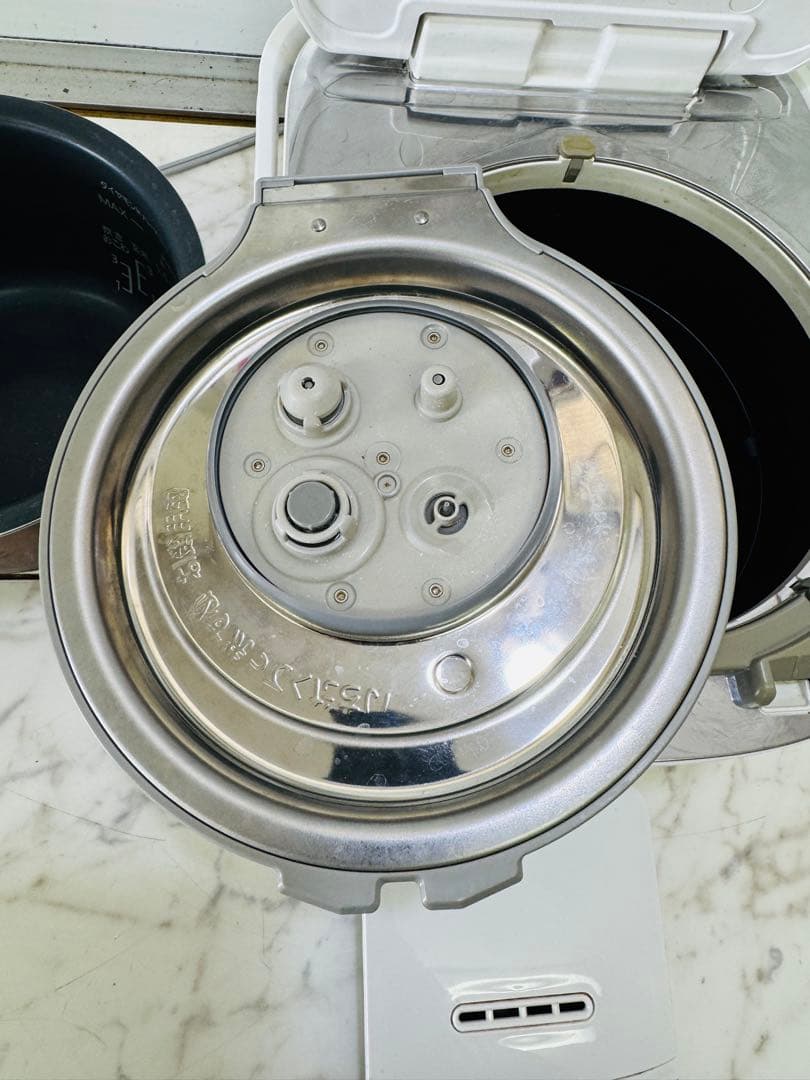 Panasonic 可変圧 IH ジャー 炊飯器 SR-MPW101 2021年