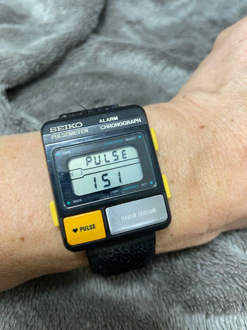 f*n様 SEIKO PULSEMETER デジタル腕時計