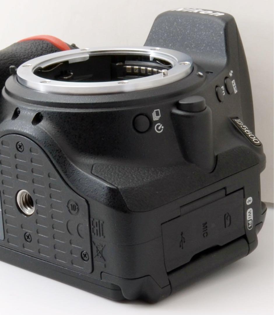 S数約1400回！Nikon D5600★Wi-Fi内蔵★超美品★すぐ使える