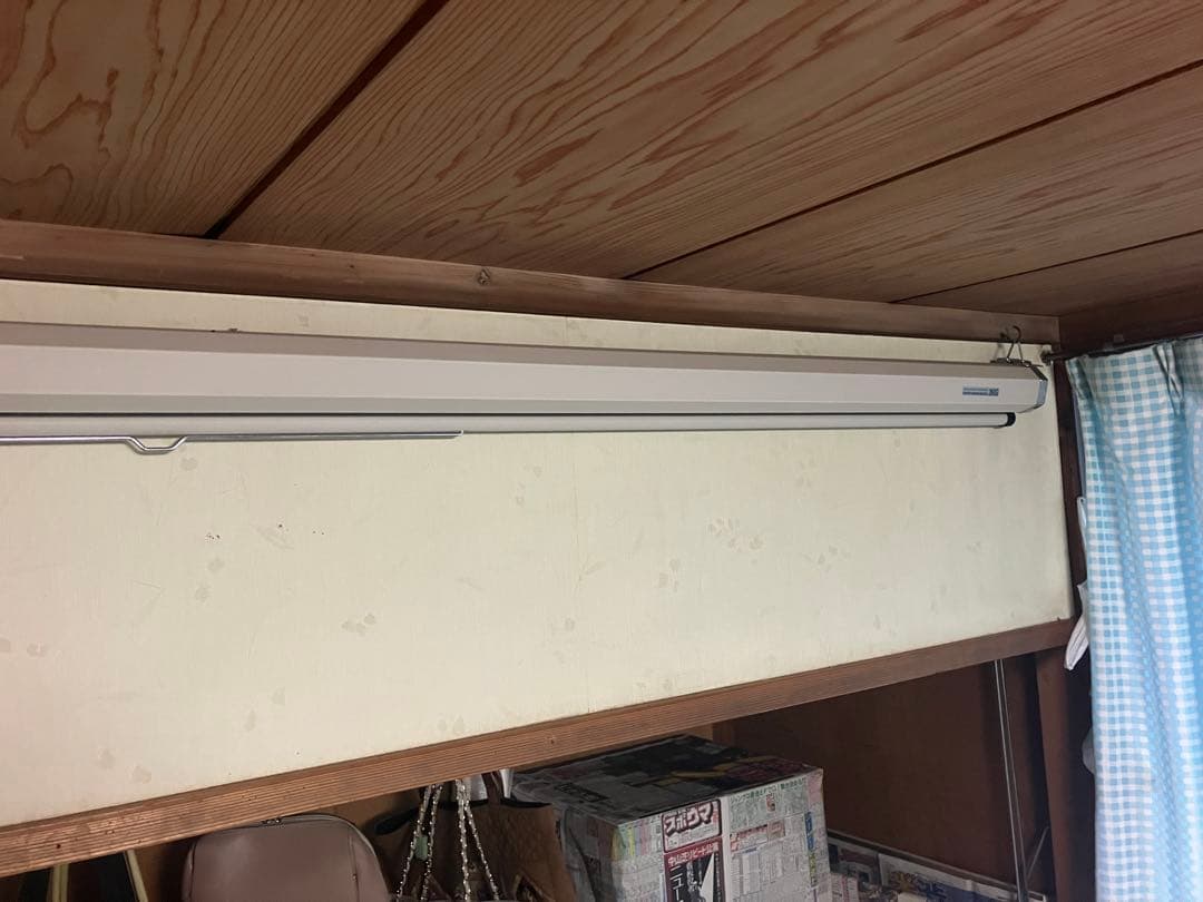 キクチ　100インチスクリーン