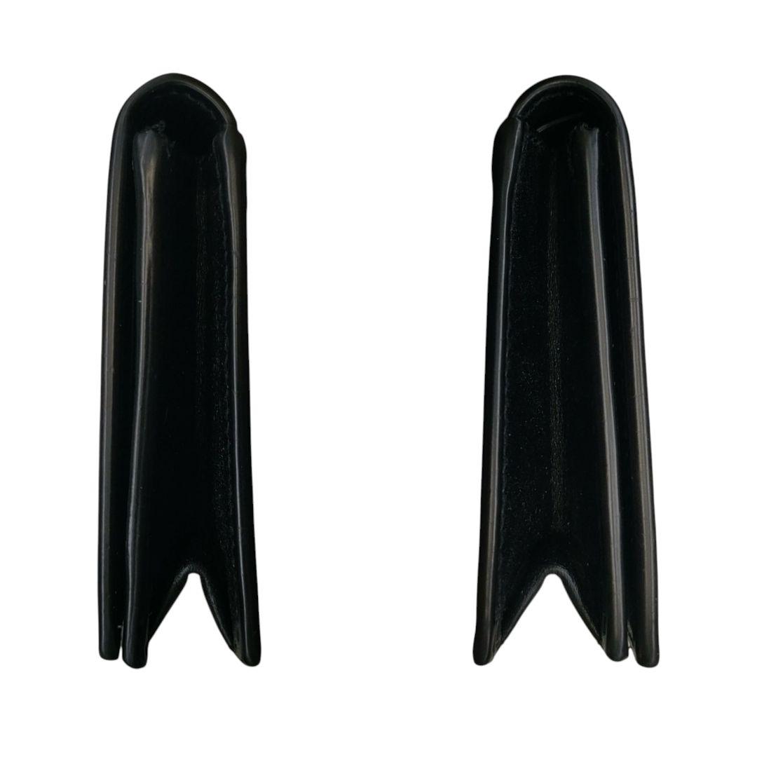 サンローラン　名刺入れ　ビジネスカードホルダー　ブラック　ロゴ　レザー