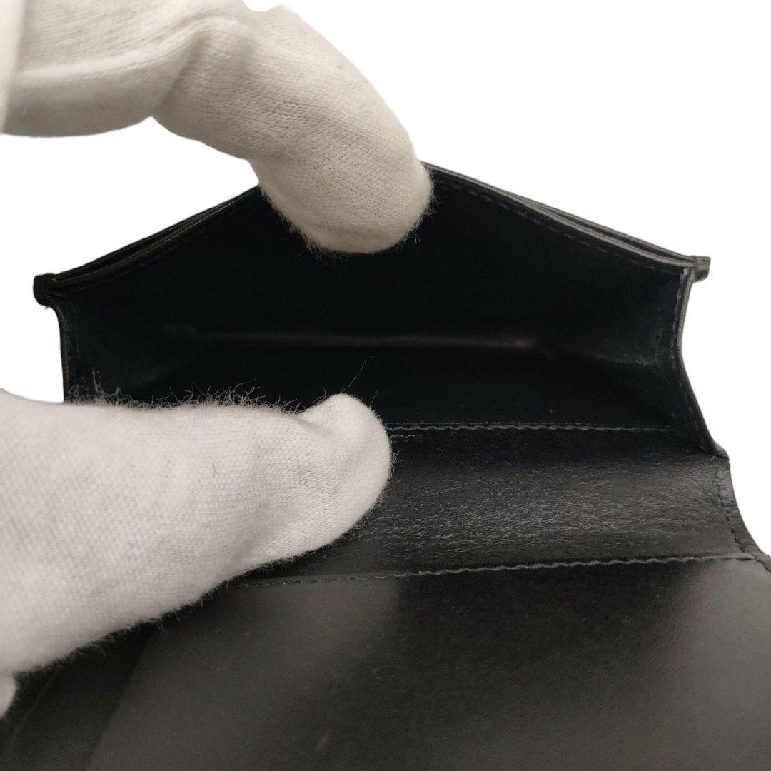 サンローラン　名刺入れ　ビジネスカードホルダー　ブラック　ロゴ　レザー