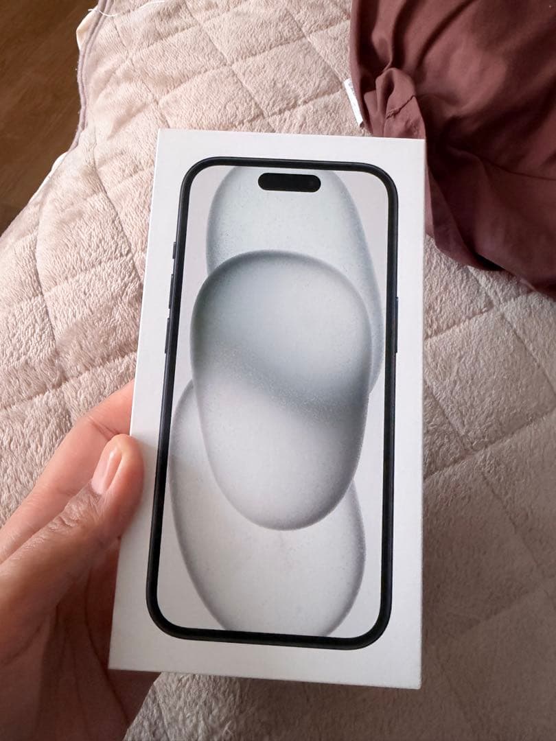 iPhone 15 ベーシック 128GB ブラック SIM Free