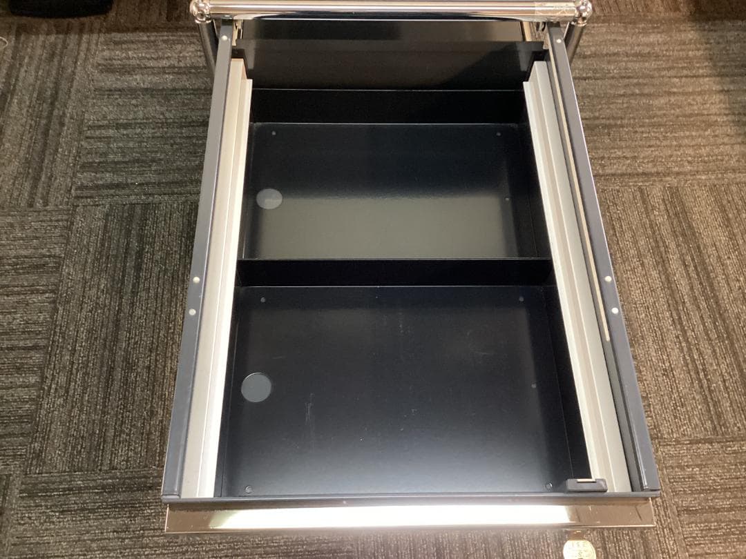 鍵付き　USMハラー　ロールボーイ　２段　デスクワゴン　アントラサイト　C