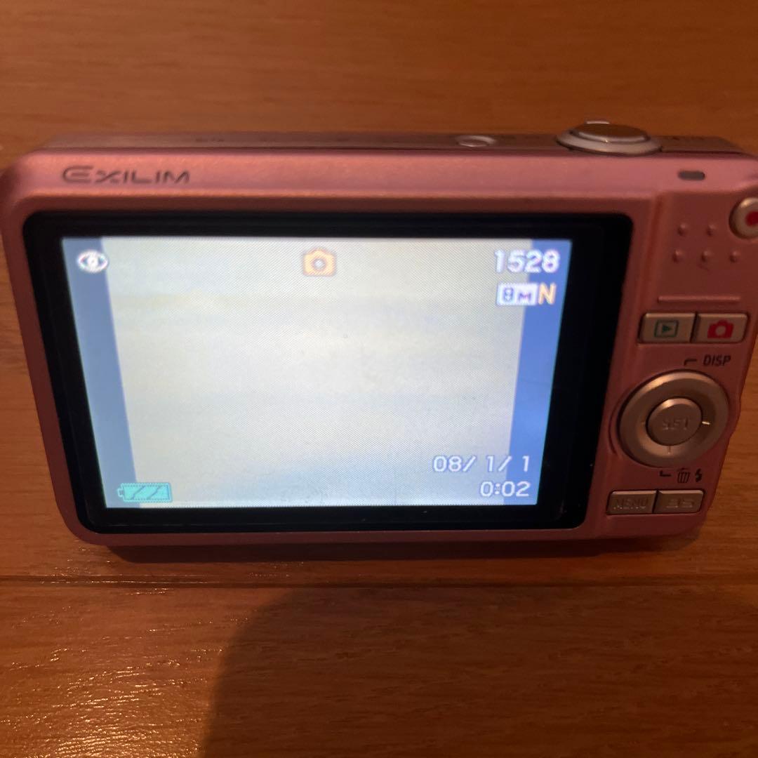 キティ　カシオ　EXILIM デジカメ