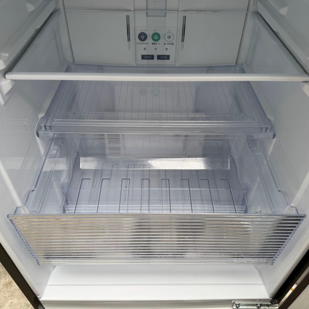 84⭐️2022年製美品★シャープ　冷蔵庫　ブラウン　大型　2ドア　280L
