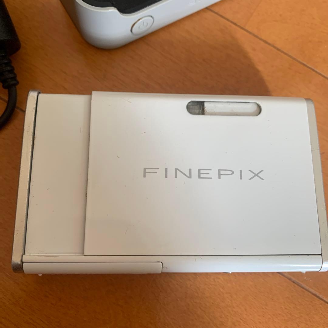 Fujifilm FinePix デジタルカメラ 5100万メガピクセル