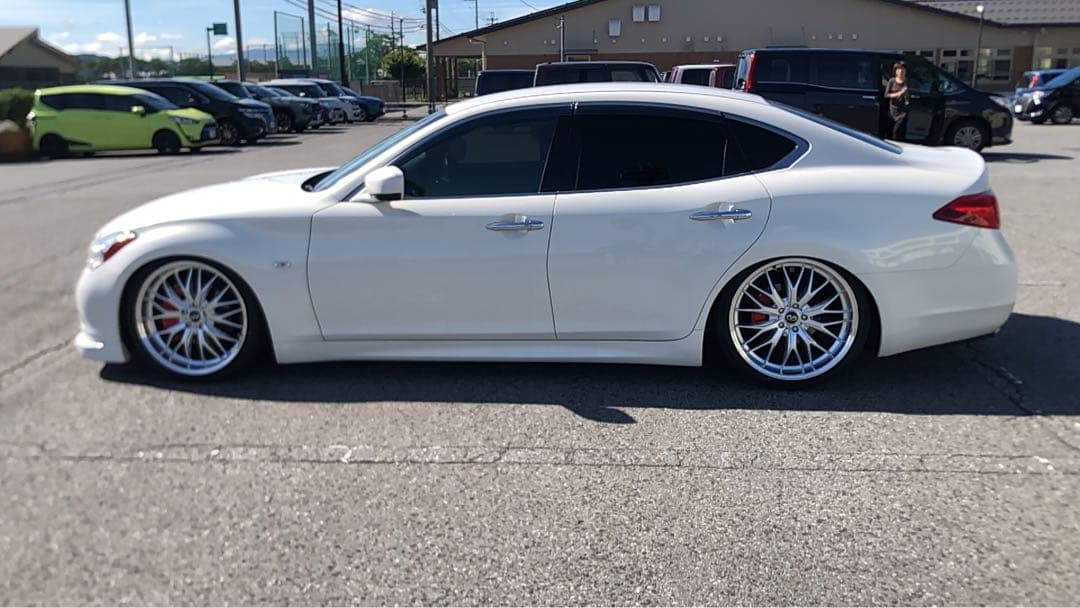 y51 フーガ前期 2WD ラルグススペックd 極美品