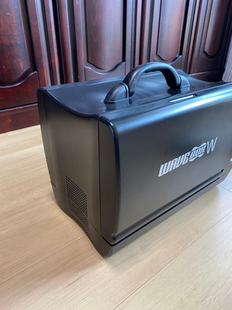 ポータブル電子レンジ　WAVEBOX W