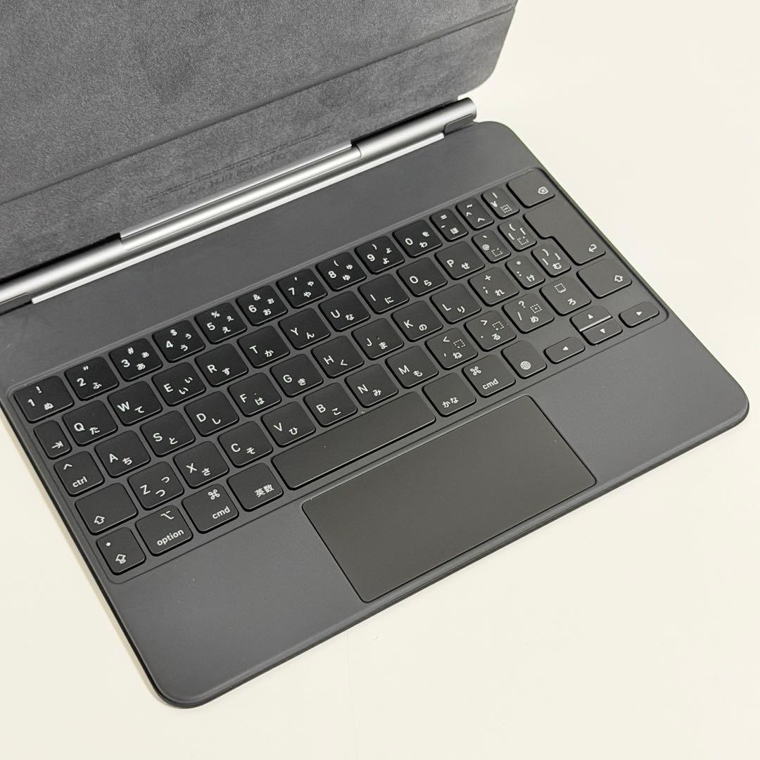 Apple iPad Magic Keyboard MXQT2J/A ②