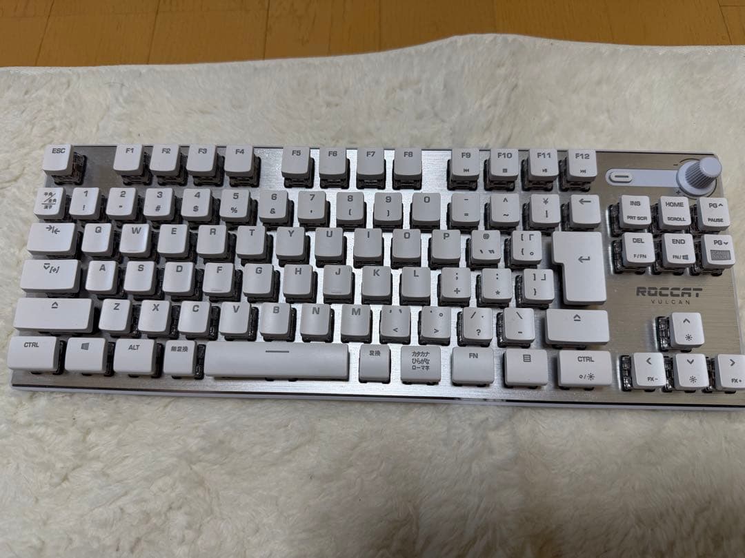ROCCAT VULCAN TKL PRO 光学式キーボード