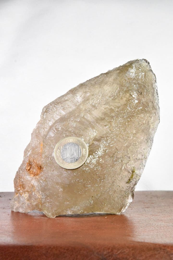 タンザニア産 2022年産出モンドスモーキークォーツ