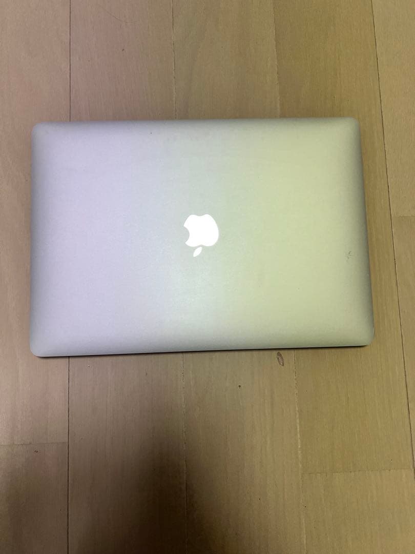 MacBook シルバー 2020年 M1チップ