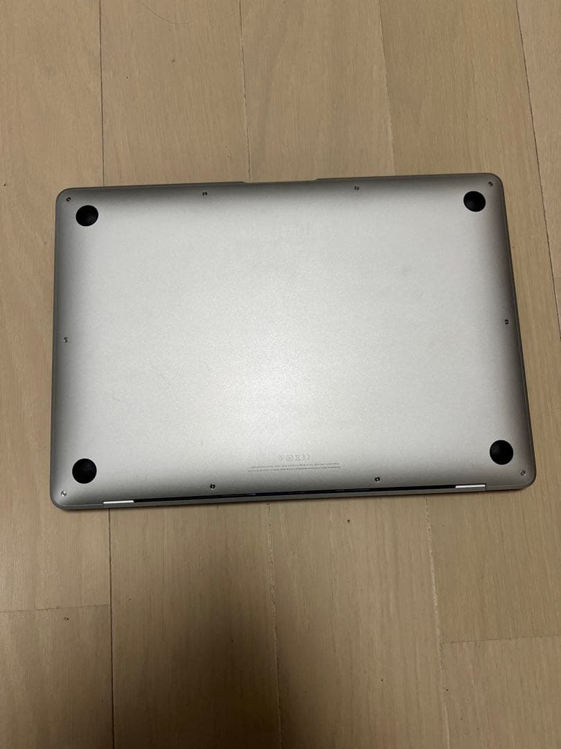 MacBook シルバー 2020年 M1チップ