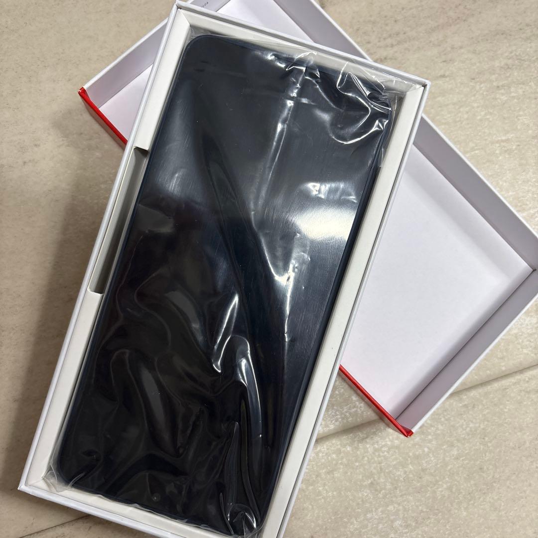 【美品】 docomo AQUOS wish 4 本体