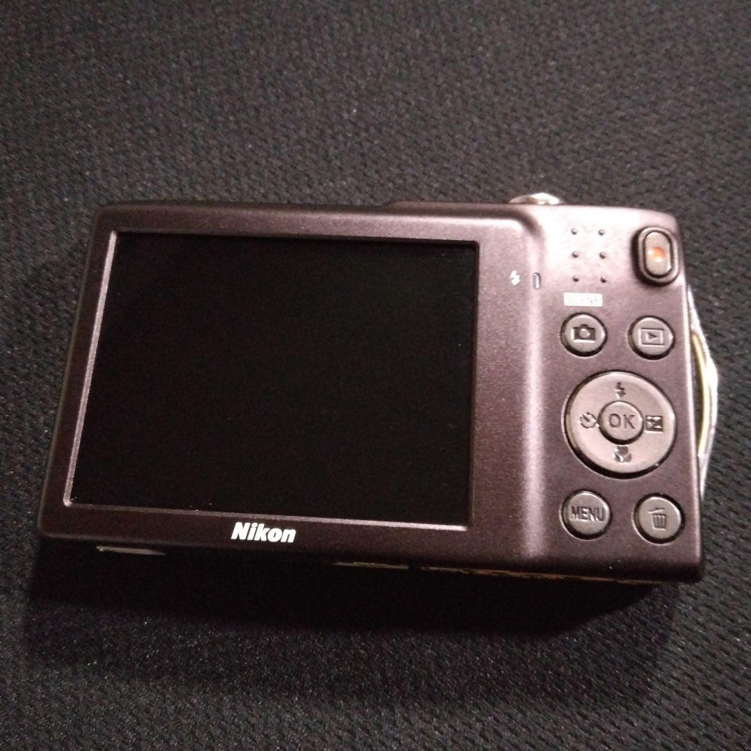 Nikon COOLPIX S3300デジタルカメラ 充電コード無し デジカメ
