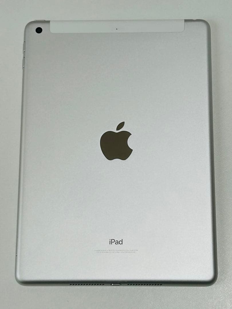 【匿名配送 動作確認済み】iPad第6世代 セルラーモデル 32GB シルバー