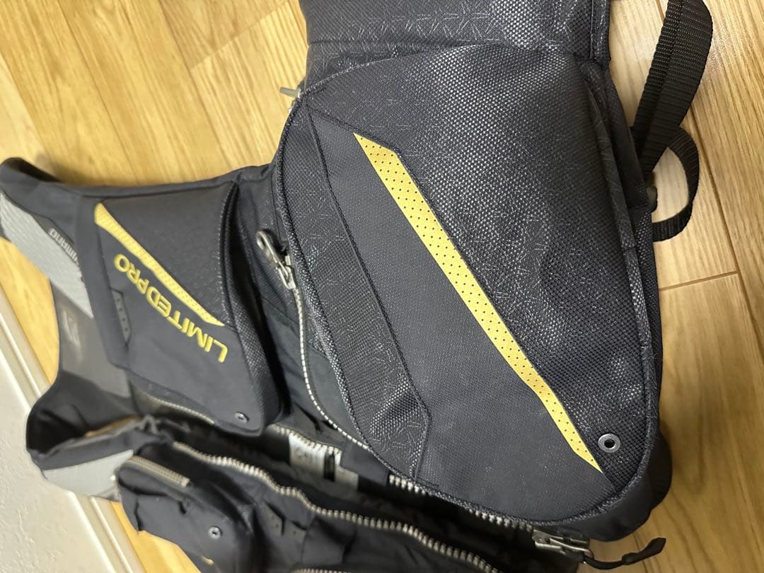 シマノ　リミテッドプロ　フローティングベスト　L