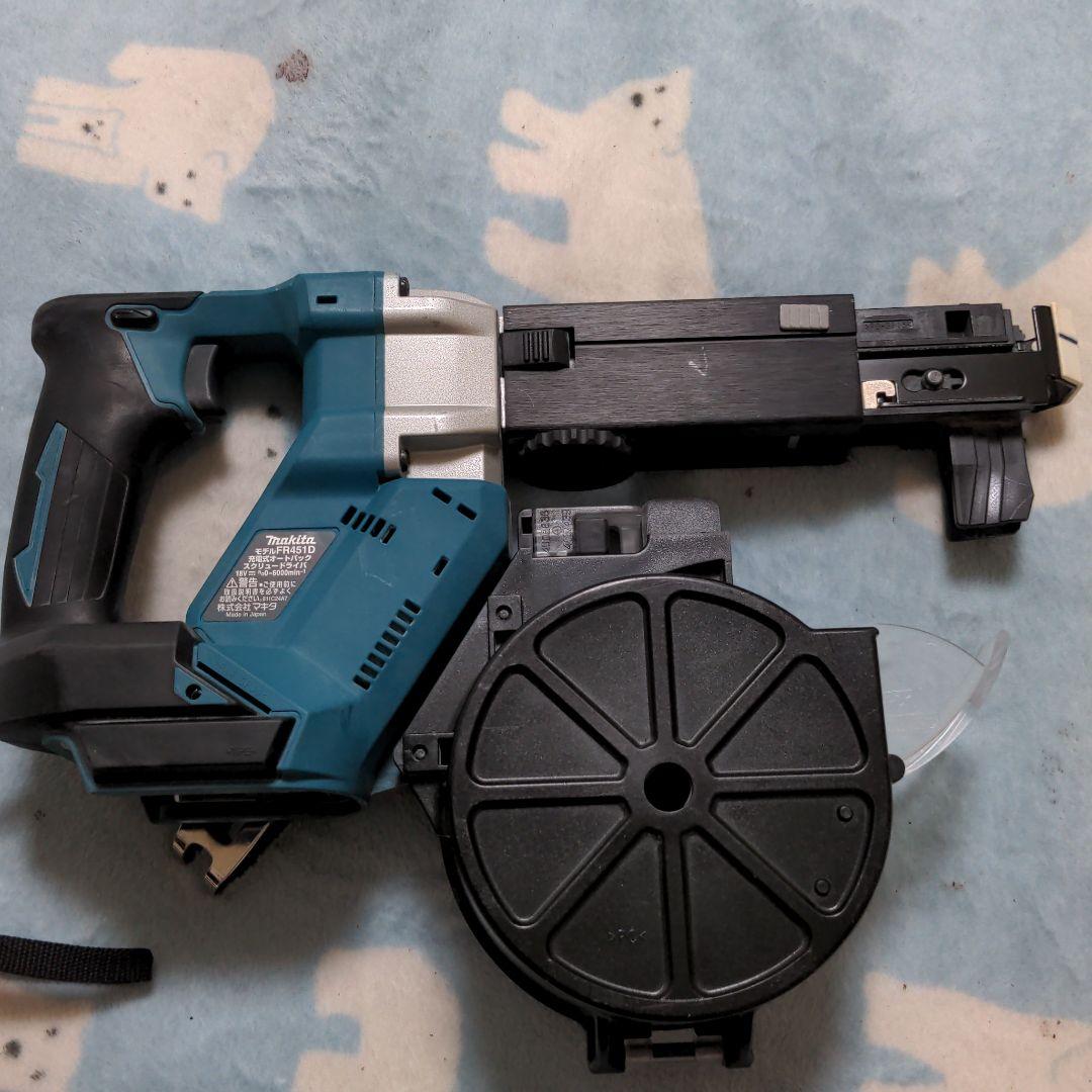 現場で数回使用しました使う事がないので出品しました返品交換修理はいたしかねます。