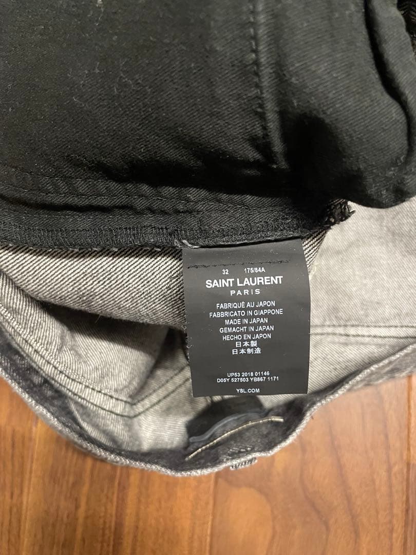 SAINT LAURENT ブラックデニム ダメージ加工