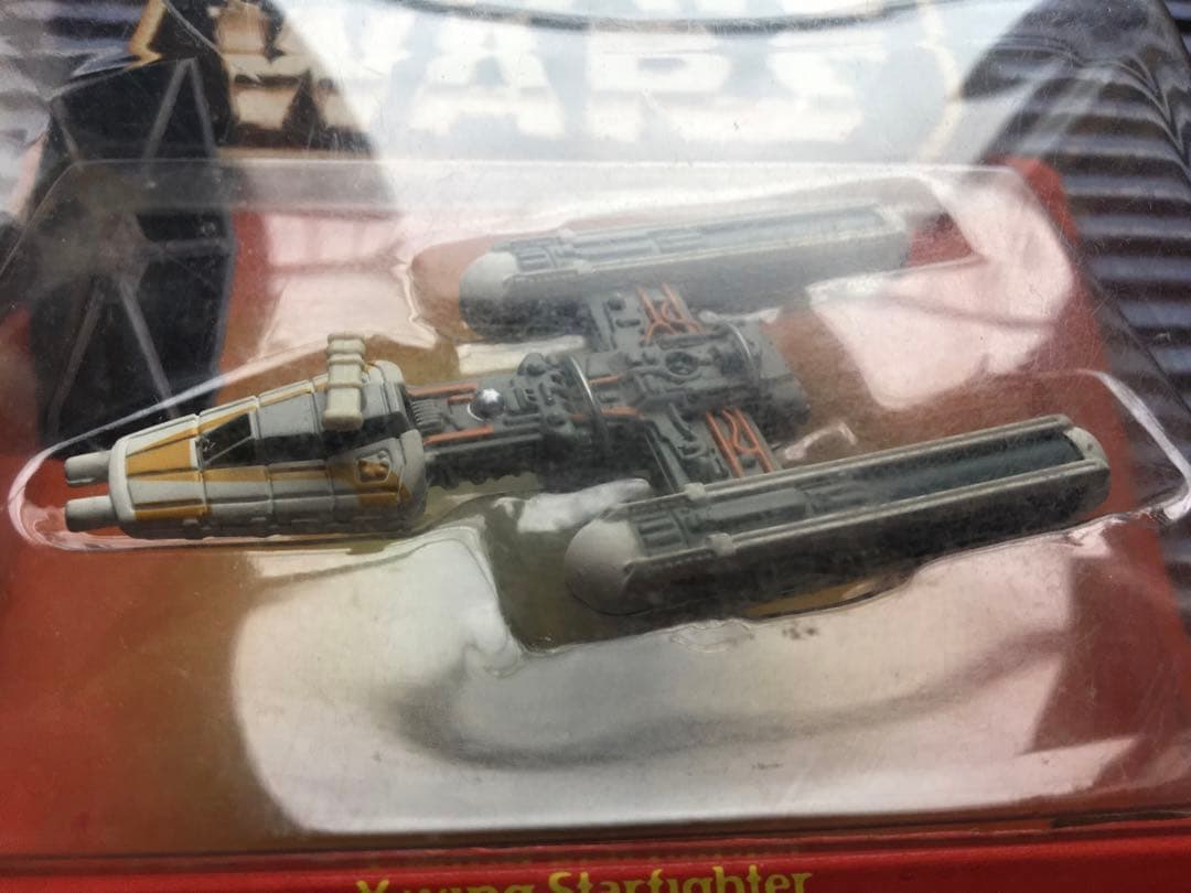 スターウォーズ　未開封　ダイキャストメタル/ 　Yウイング　スターファイター