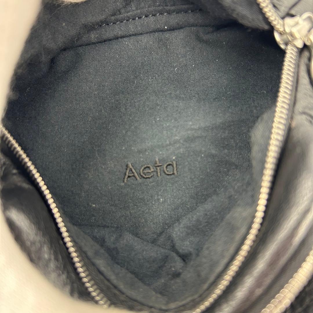 【美品】アエタ　ボディバッグ　ウエストポーチ　S ディアスキン　レザー　ブラック