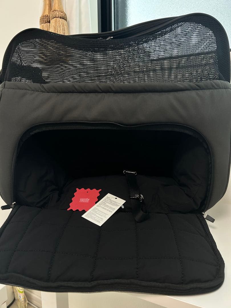 BITE MEキャリーバッグ 韓国　バイトミー　comfyravioli