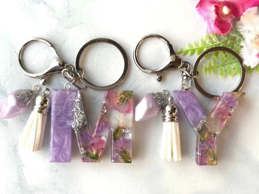 桔梗　イニシャルキーホルダー　16点　ハンドメイド　お花チャーム