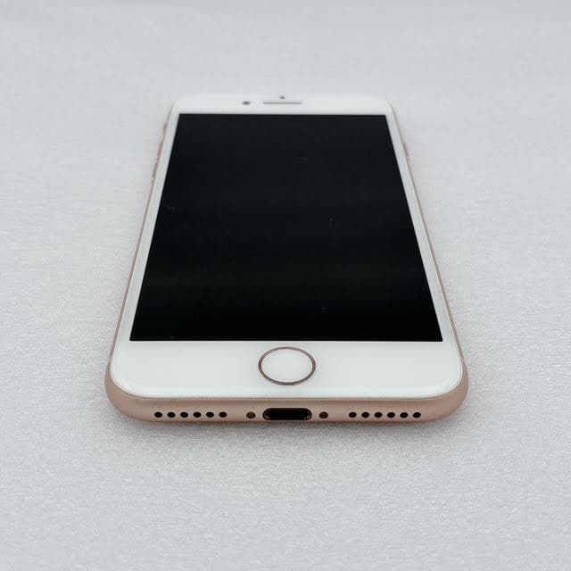 【極美品】iPhone8 本体 ゴールド64GB バッテリー最大容量100%