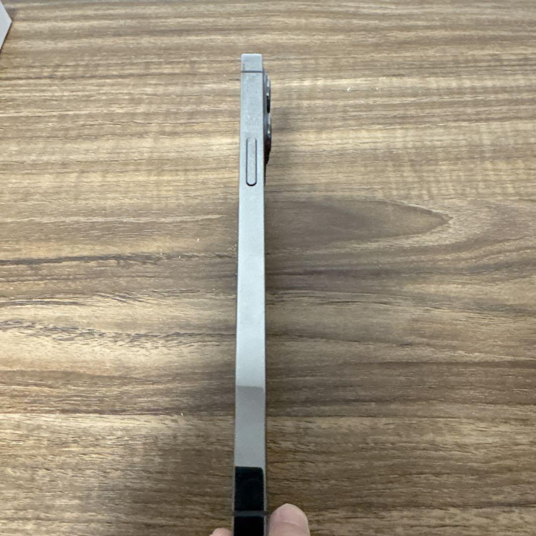 【極美品】Apple iPhone 12 Promax グラファイト 256GB