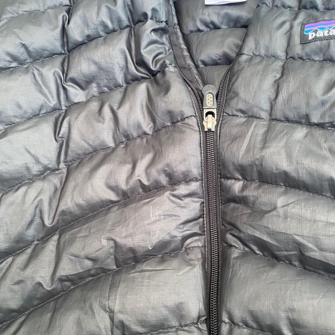 Patagonia 短丈 ダウンジャケット y2k テック系 12年製 黒 人気