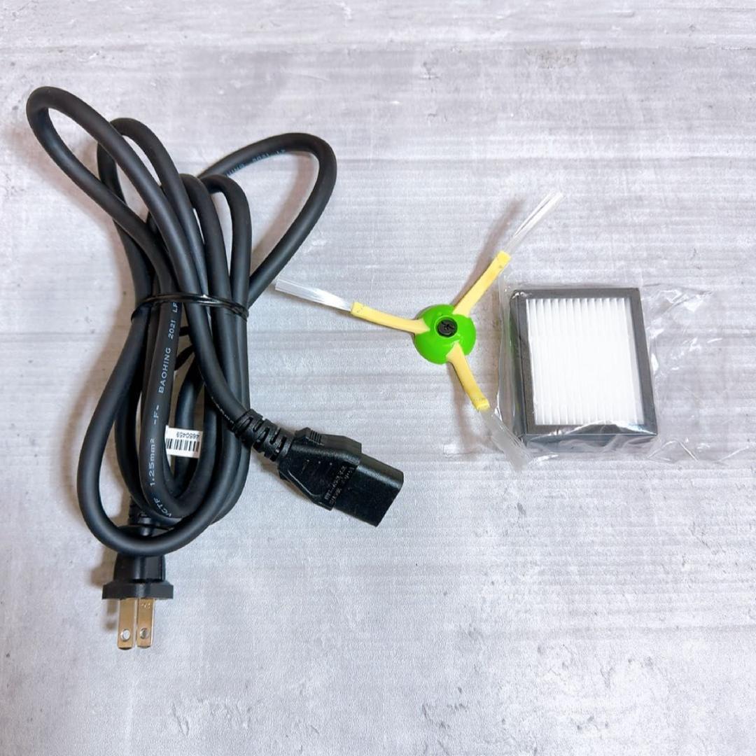 iRobot ルンバ　Roomba i7 本体＋自動ゴミ収集機　②