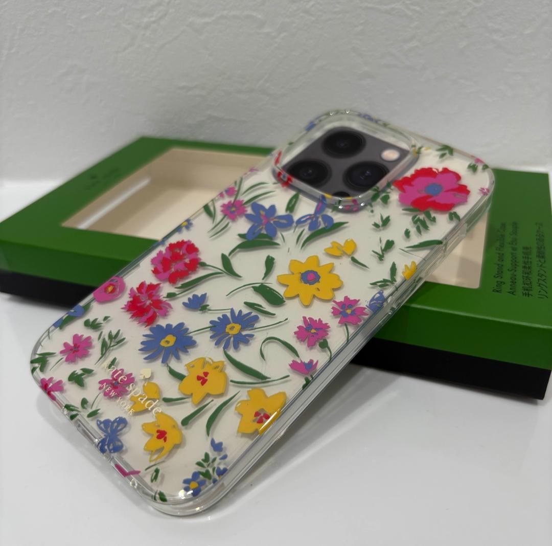 【正規品】 ケイトスペード iPhone14Pro対応ケース クリームマルチ