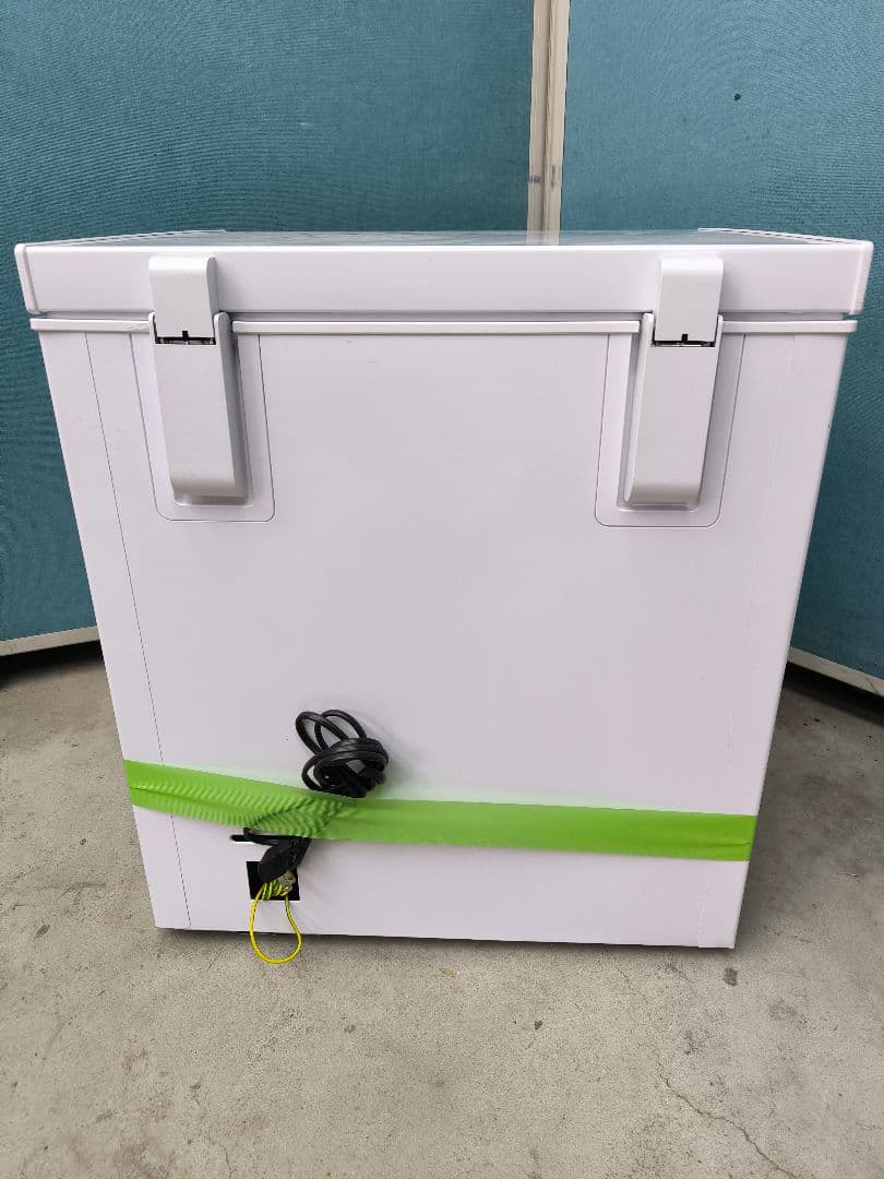 2024年製美品　MAXZEN 上開き小型冷凍庫 家庭用 66L ストッカー
