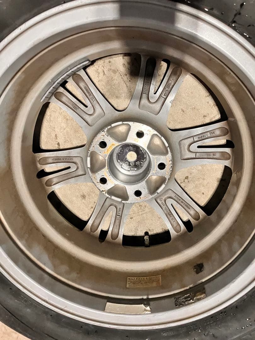 ブリヂストン　ブリザック　スタッドレス　EXCEEDER 205/60R16