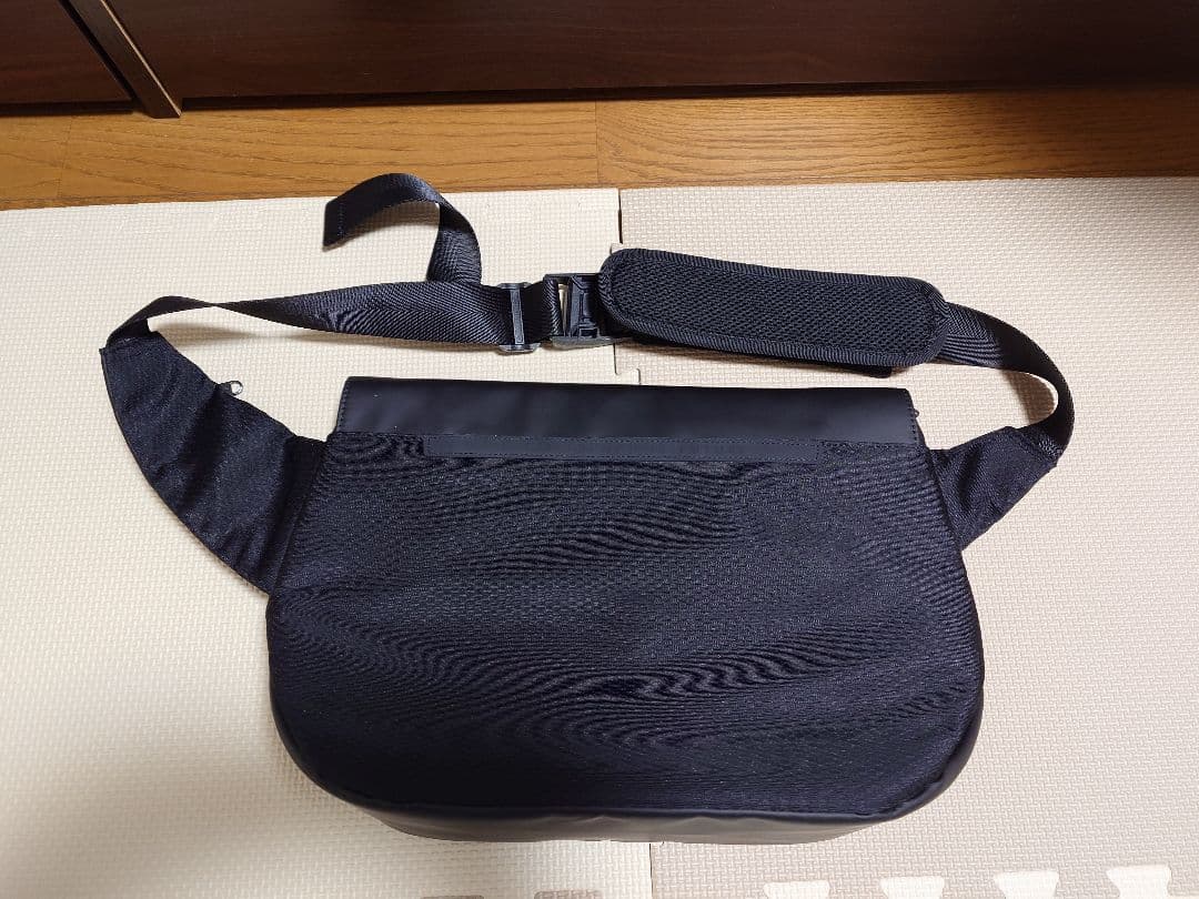 バッグ KORIN design FlipSling X