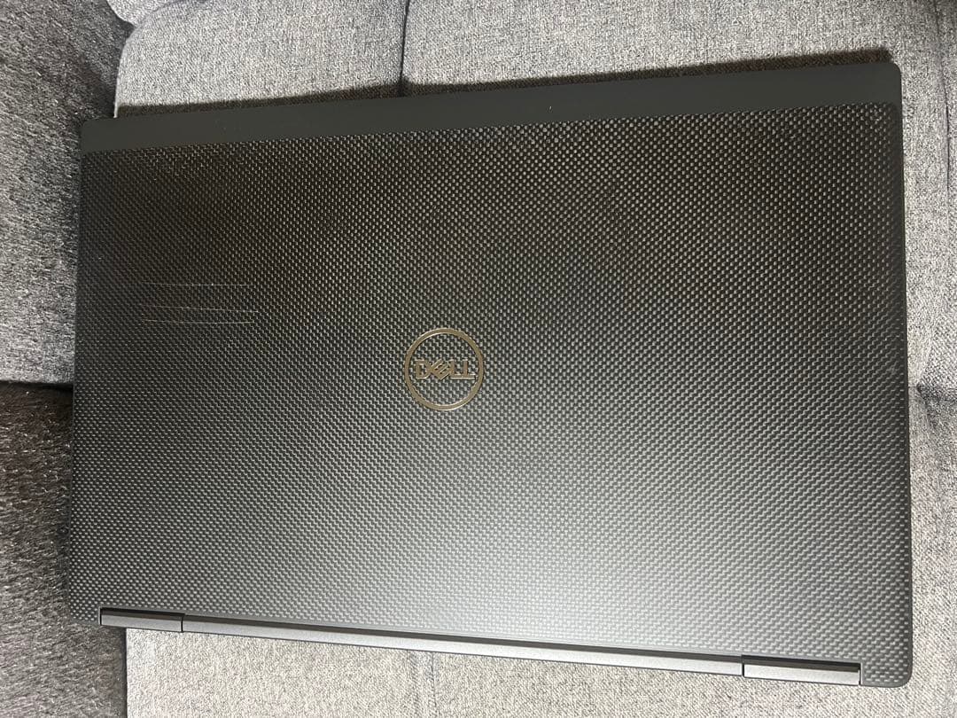 Dell Precision 7740 i5 17.3型 RadeonPro搭載