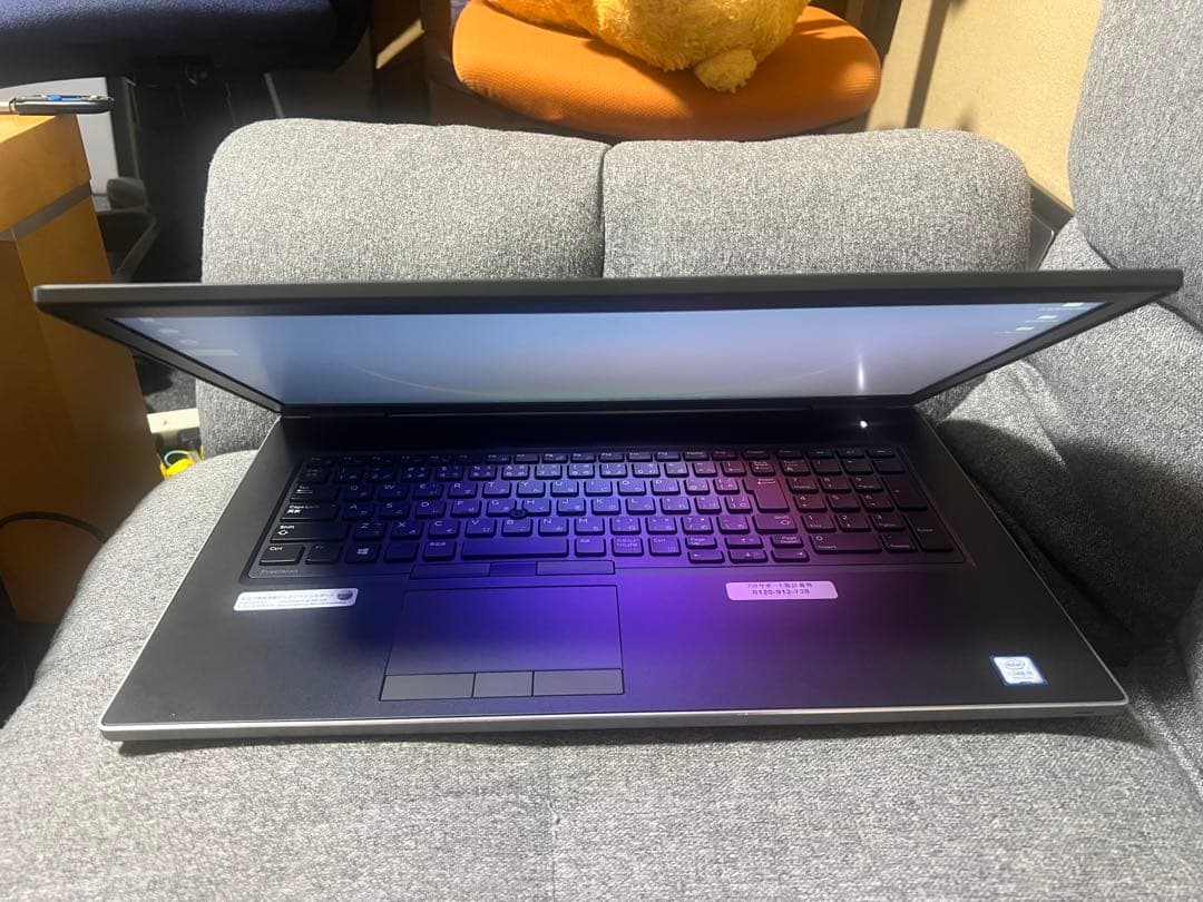 Dell Precision 7740 i5 17.3型 RadeonPro搭載