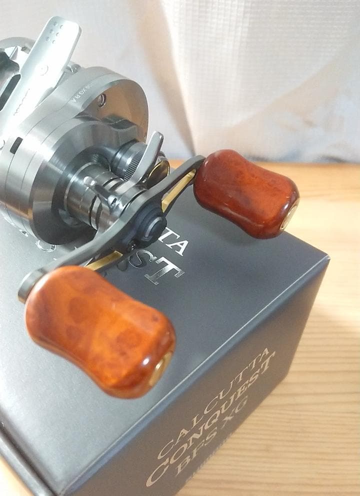 新品未使用　シマノ 23カルカッタコンクエスト BFS XG 右　夢屋花梨ノブ