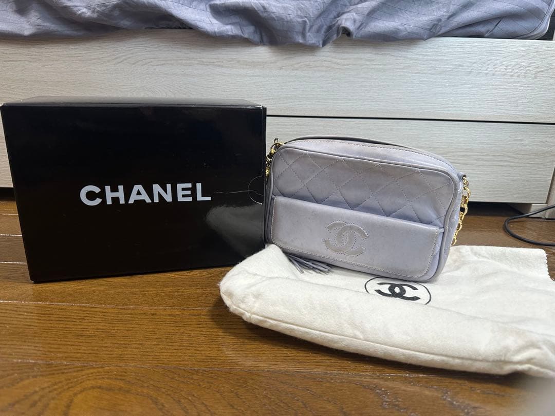 CHANEL キルティング ショルダーバッグ