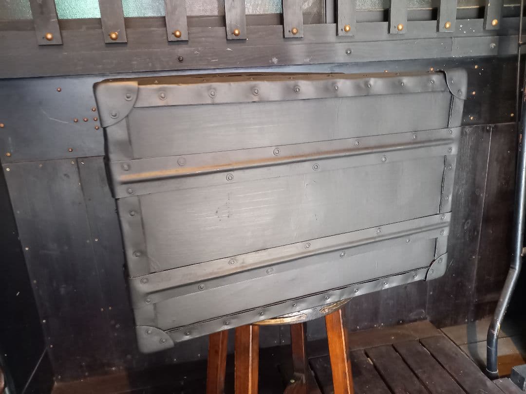 1960's　ヴィンテージ　ファイバー　アイアン　キャリー　ボックス　配達箱