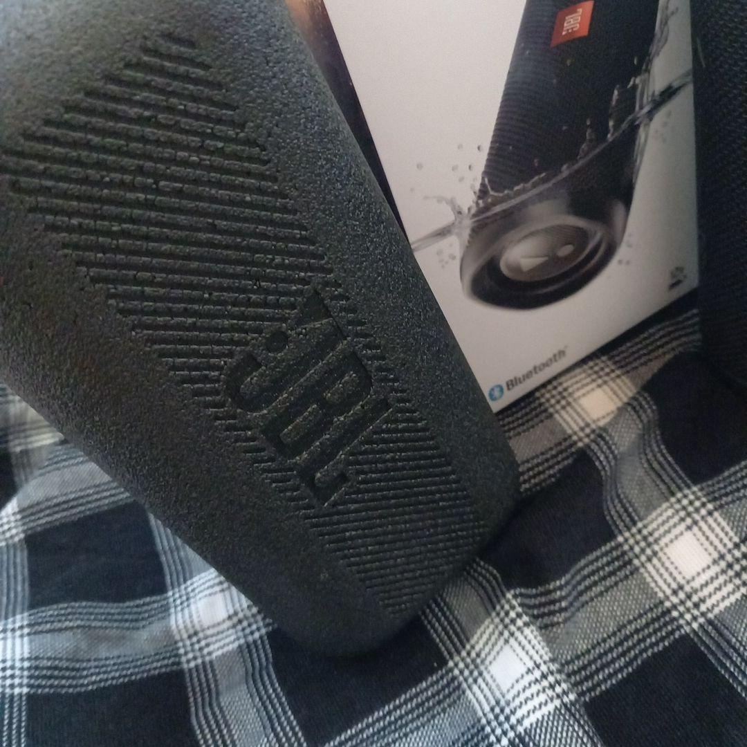 JBL Flip5 Bluetoothスピーカー