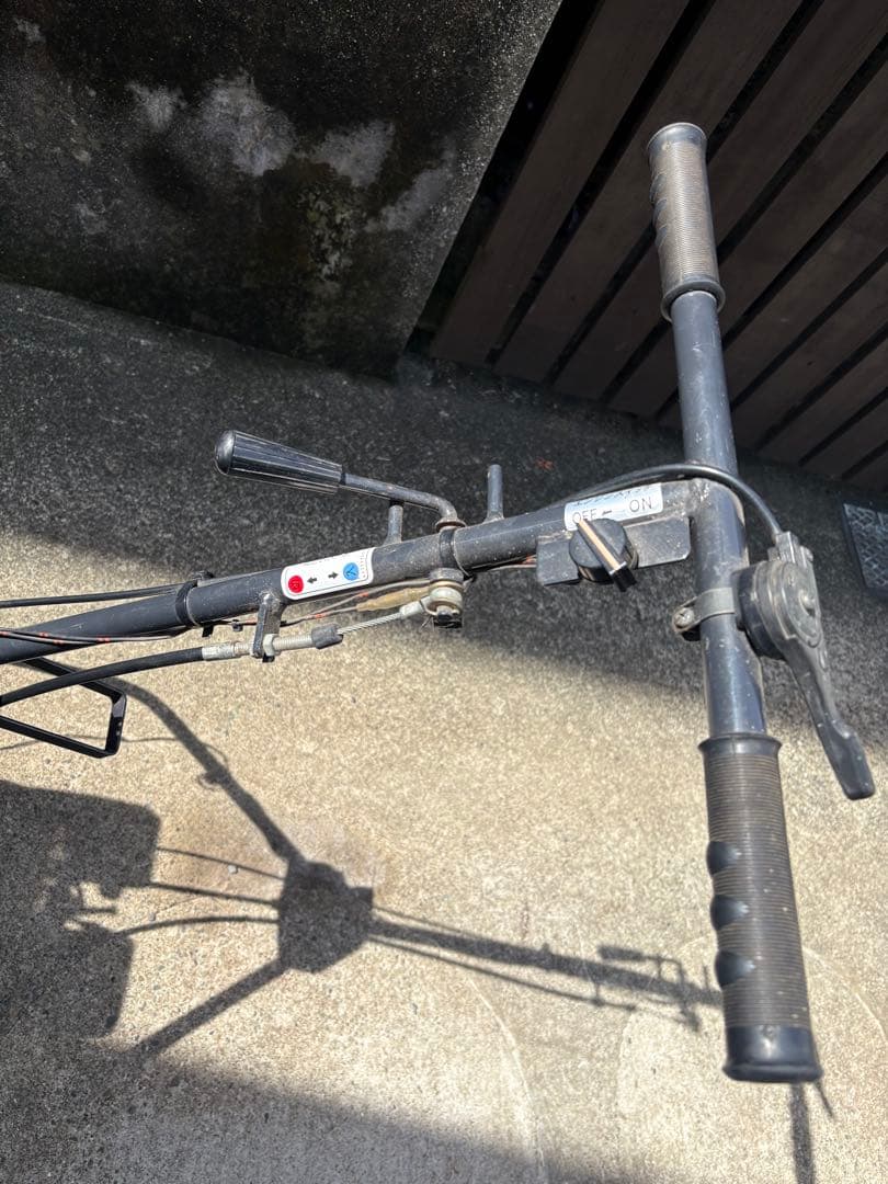 バロネス　エンジン式芝刈り機 LM41A