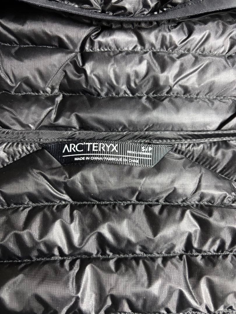 ARC’TERYX CERIUM SL HOODY DOWN JACKET