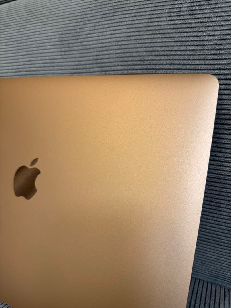 Apple MacBook Air 13ピンクゴールド