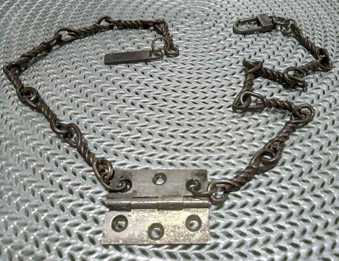 激レアジョンガリアーノJohn Galliano 2007ネックレスキーホルダー